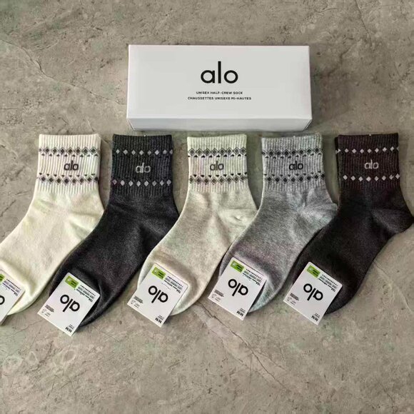 A13- ALO Yoga Women's Fair Isle Neutral Half-Crew Socks 5-Pair Box Set - NWT